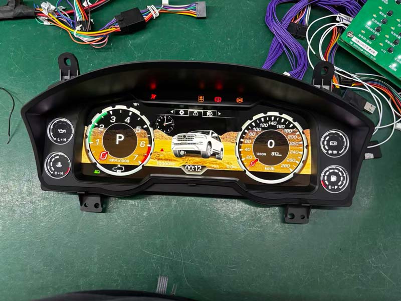 LC200 LCD Cluster
