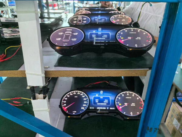 2013 2018 G class W463 LCD Cluster